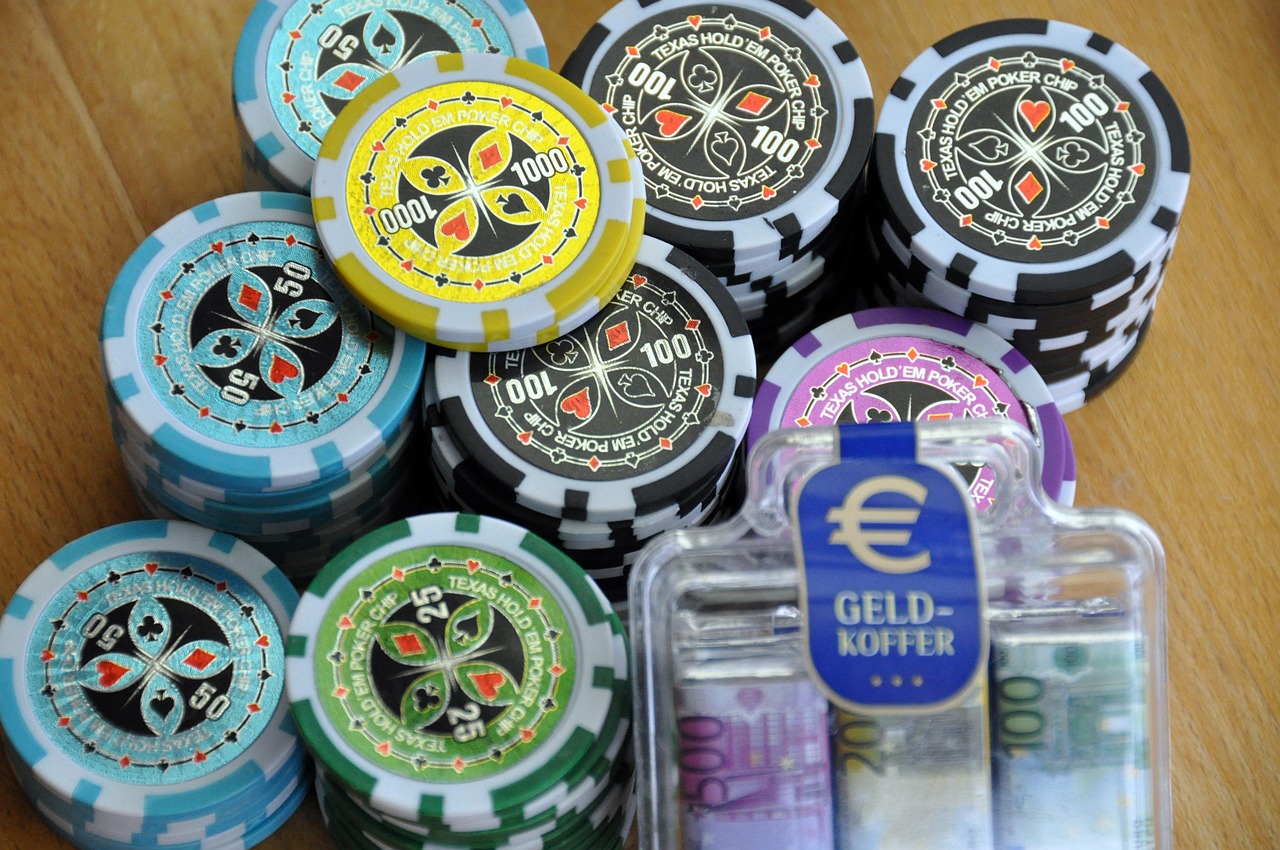 Slot Volatility Explained: Why Big Wins Feel So Rare